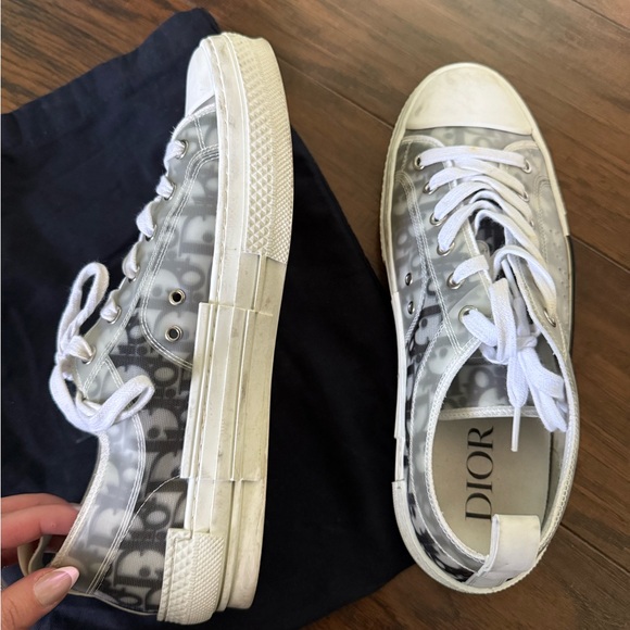 Dior Monochrome Lace-Up Sneakers - Picture 5 of 8